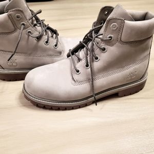 Timberland light grey suede boots size 8